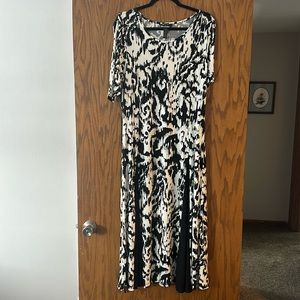 Nina Leonard pl dress